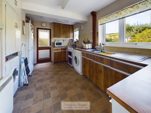 Photo 11- click for photo gallery